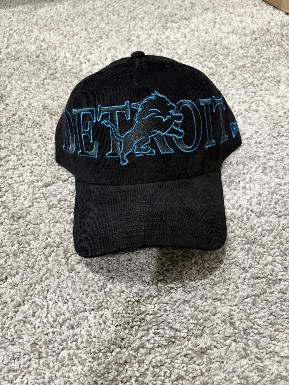Brand New Detroit Lions NFL Snapback Hat by New Era